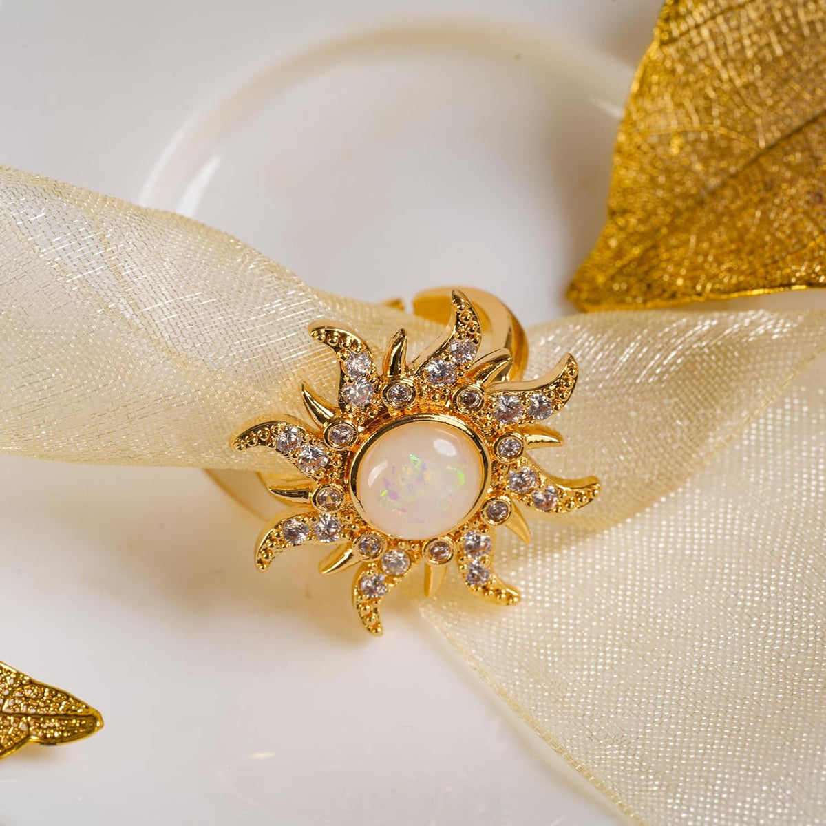 Enchanted Bloom Sunburst Rapunzel Ring™