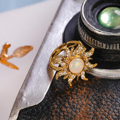 Enchanted Bloom Sunburst Rapunzel Ring™